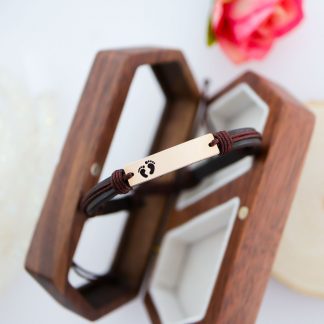 Bratara cu piele si placuta din aur 14K personalizabila cu element decupat la alegere